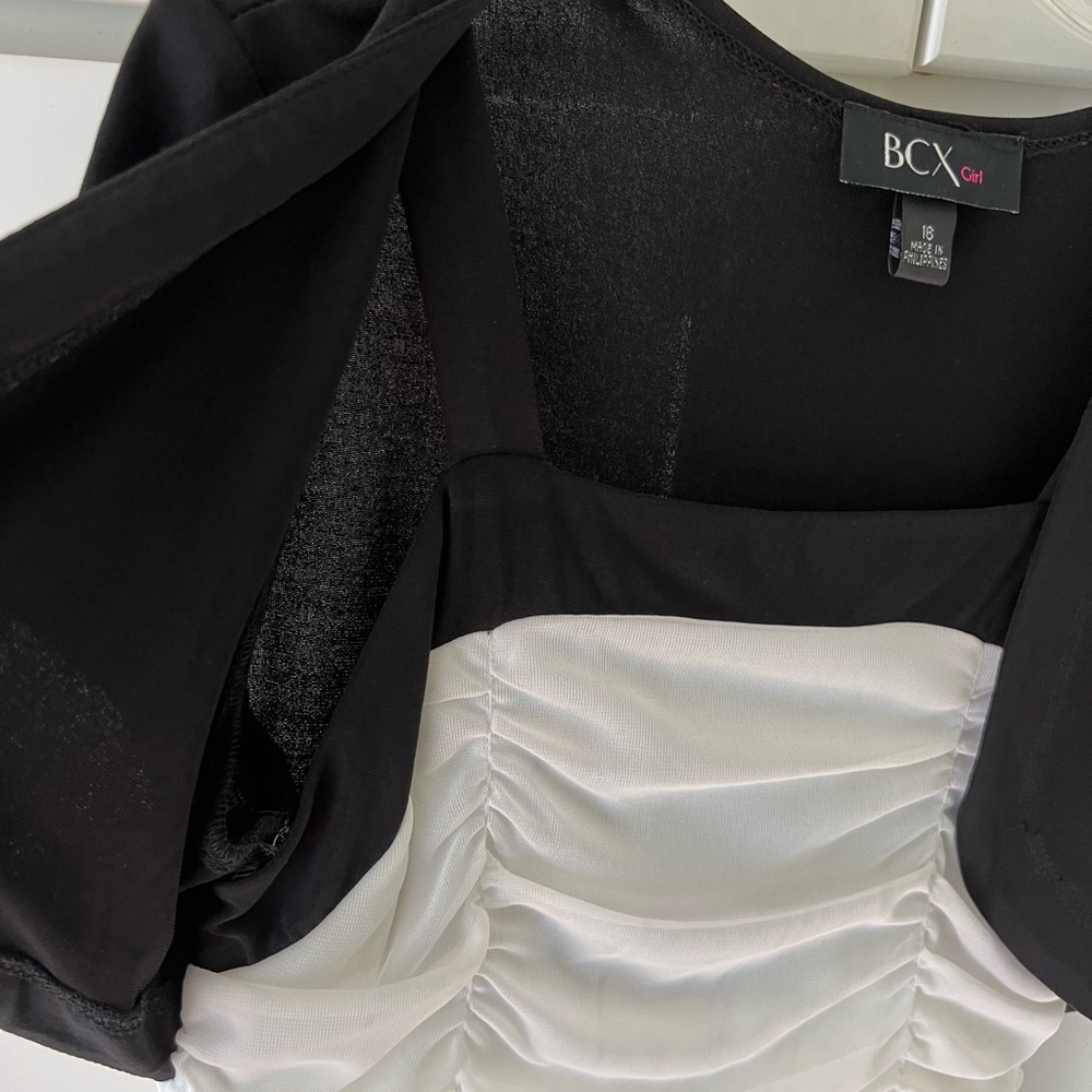 Black and white Dress with faux cardigan by BCX size 16 - Picture 2 of 8